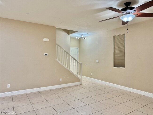 Building Photo - 5663 Foxglove Fields St