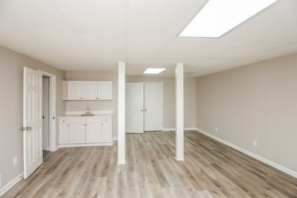 Building Photo - 7817 Cambridge Dr