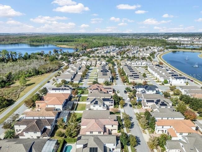 Building Photo - 8626 Crescendo Ave