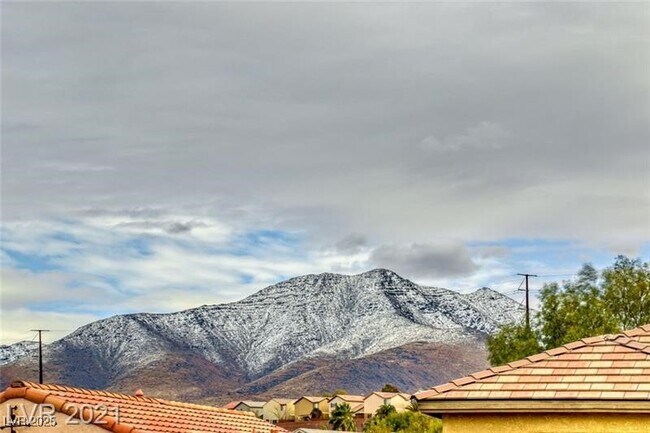 Building Photo - 2533 Libberton St