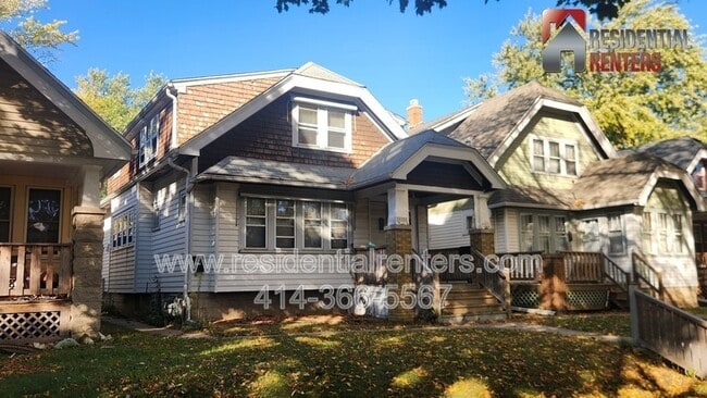Building Photo - 5435 N 40th St