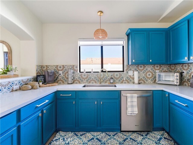Building Photo - 13416 Cholla Dr