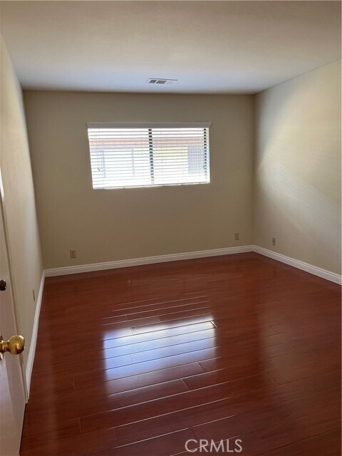 Building Photo - 320 N Marguerita Ave