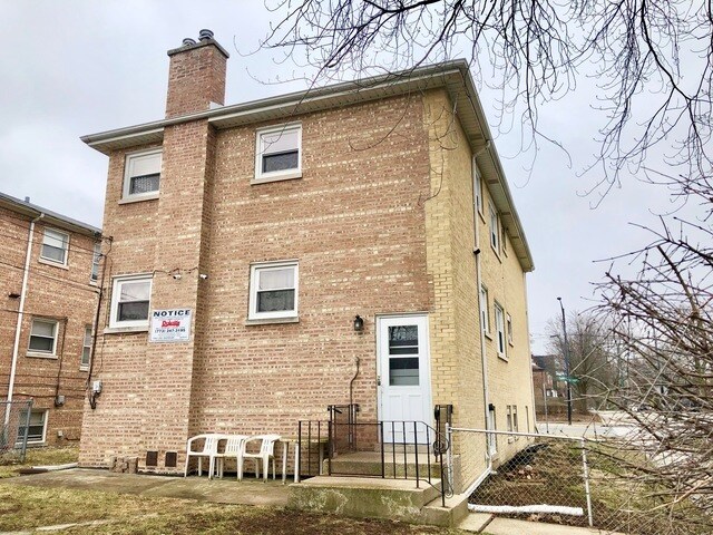Building Photo - 2458 W 111th St