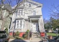 Building Photo - 219 Bellevue Ave