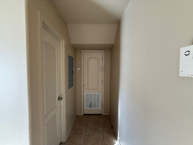 Building Photo - 201 Abigail Dominguez Ct