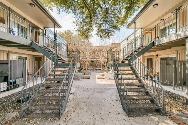 Building Photo - 5322 Fleetwood Oaks Ave