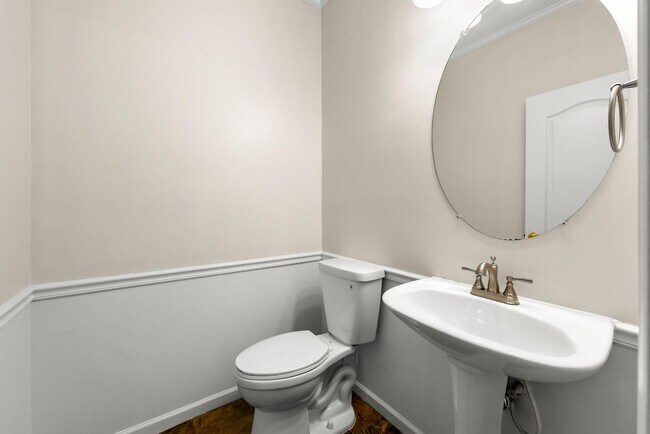 Building Photo - 2415 Clock Face Ct