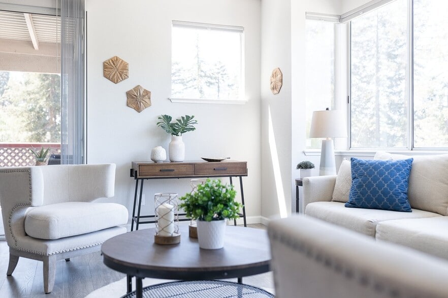 Building Photo - 3695 Stevenson Blvd