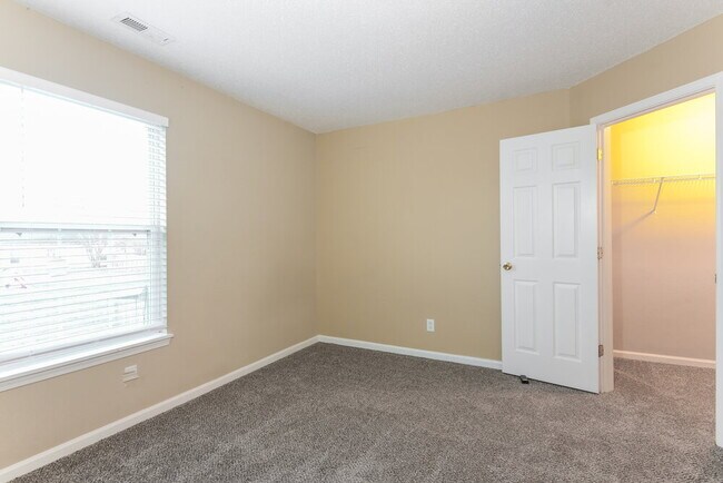 Building Photo - 5821 Dollar Forge Dr