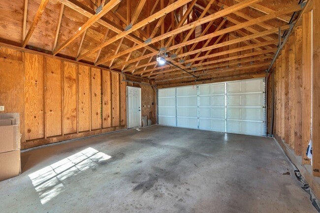 Building Photo - Craftsman Retreat in Camino – Updated 4BR Home on Quiet Lot!