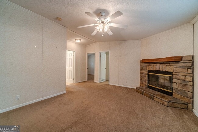 Building Photo - 246 Kings Ridge Dr