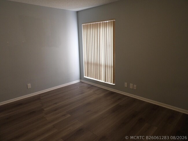 Building Photo - 606 Sea Pine Way
