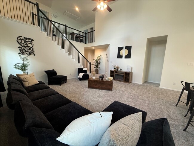 Building Photo - 527 Baobab Wy