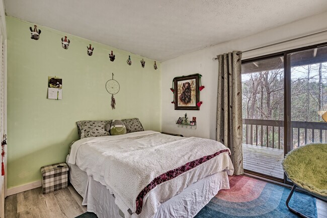 Building Photo - 37 Dogwood Knob