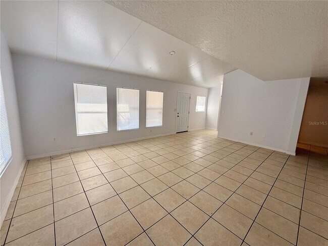 Building Photo - 1427 45th Ave Cir W