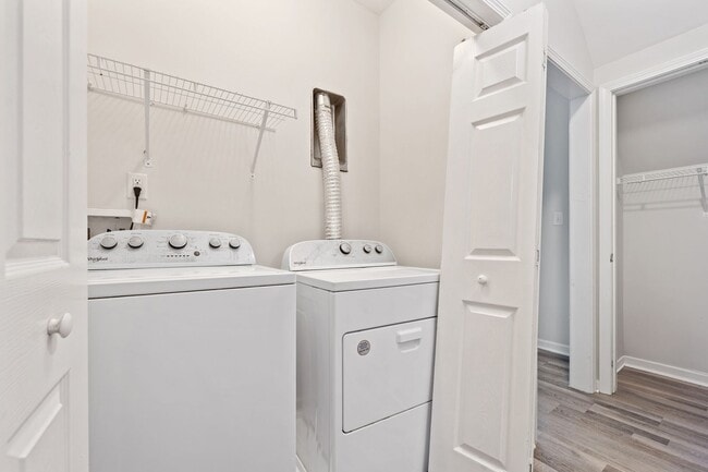Building Photo - Duplex Rental Available in Garner – 4 Bed, 2.5 Bath with Garage & Private Backyard