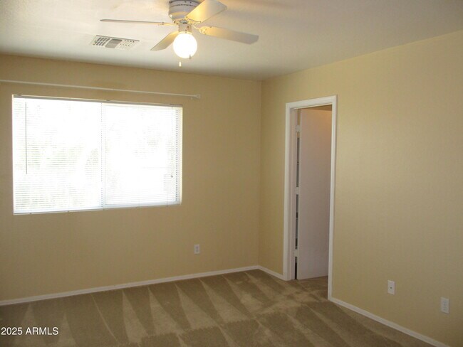 Building Photo - 23006 W Cocopah St