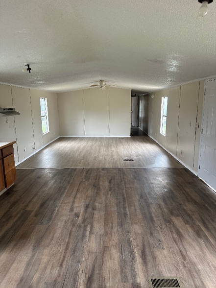 Building Photo - 3393 Briana Dr