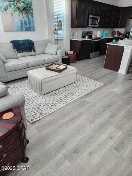 Building Photo - 8666 Shell Sink Dr