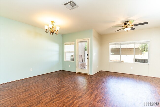 Building Photo - Fairways Edge, 3br/2.5ba w/yard (pets nego...