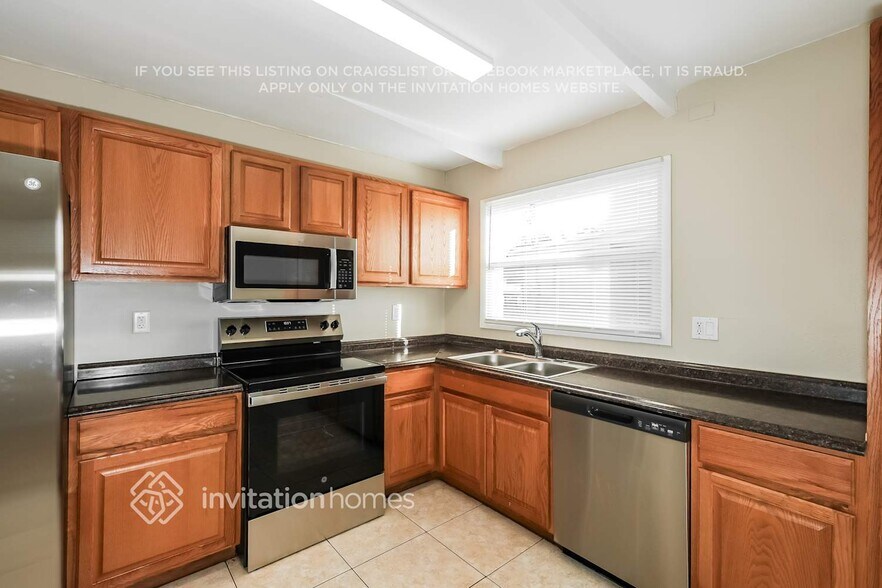 Building Photo - 1720 Darlington Dr