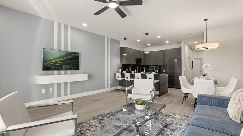 Building Photo - 17314 Serenidad Blvd