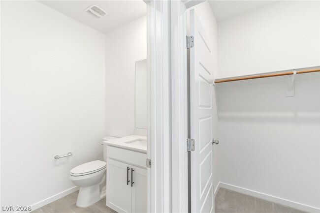 Building Photo - 9946 Kimura Hls Ave