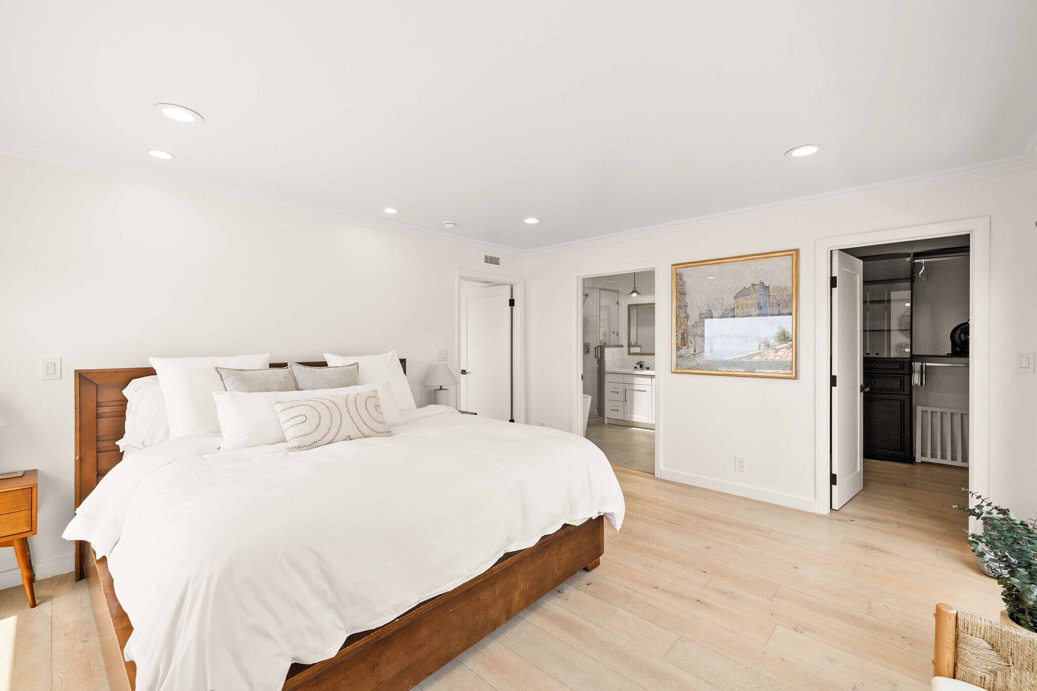 Building Photo - 309 20th Pl