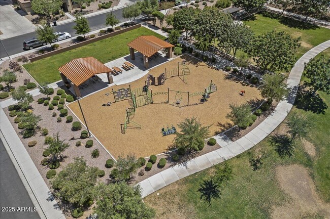 Building Photo - 1317 N Balboa