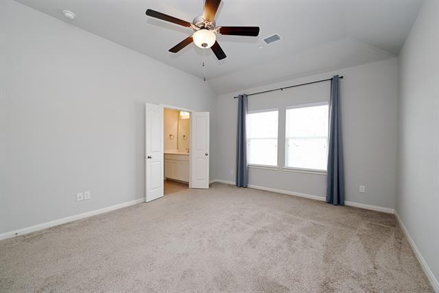 Building Photo - 1021 Water St