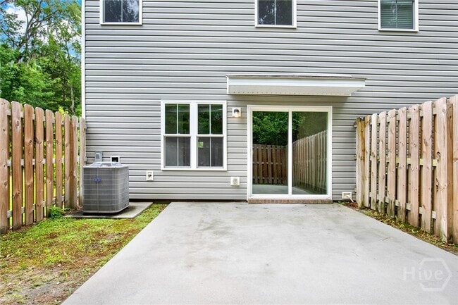 Building Photo - 125 Horizon Ln