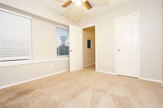 Building Photo - 1612 Cambridge Dr
