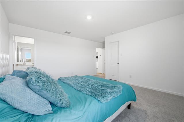 Building Photo - 2913 Tooley Dr