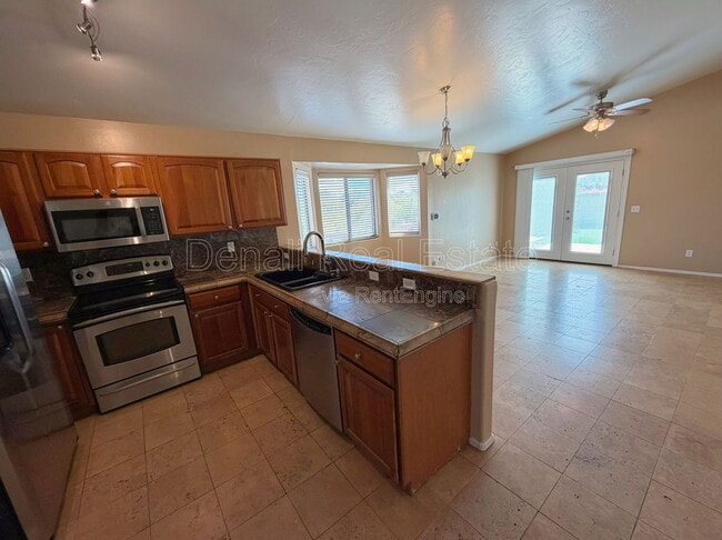 Building Photo - 2339 W Dillon Rd