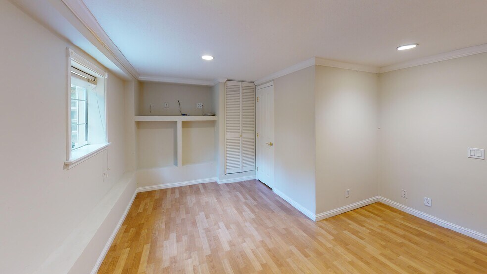 Building Photo - 3040 San Juan Blvd