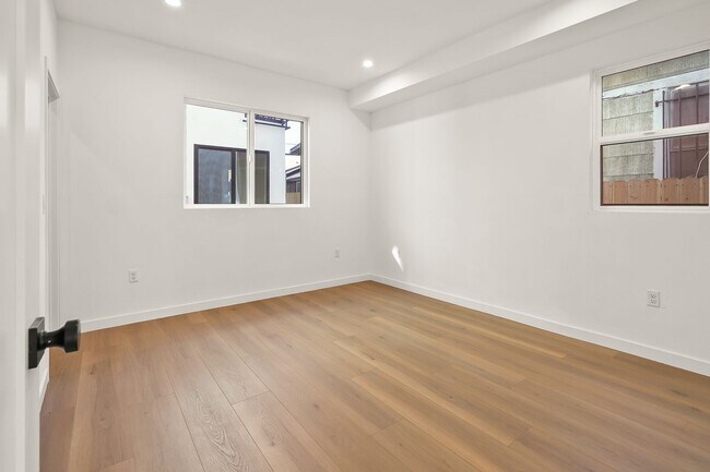 Building Photo - 1731 New Hampshire Ave