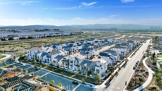 Building Photo - 401 Junco