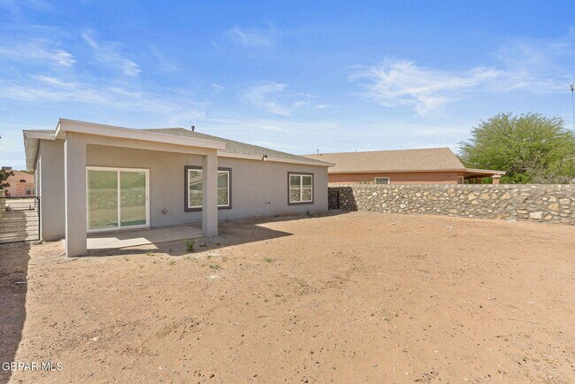 Building Photo - 9853 La Morenita Cir