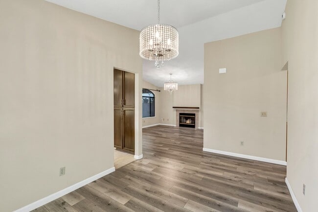 Building Photo - Charming 3BR House in Antelope