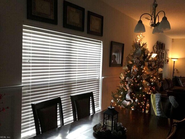 Building Photo - 5453 Legacy Way