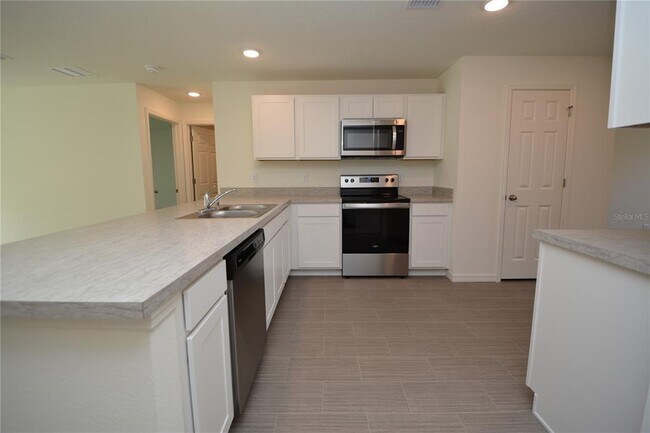 Building Photo - 8 Sea Flower Path