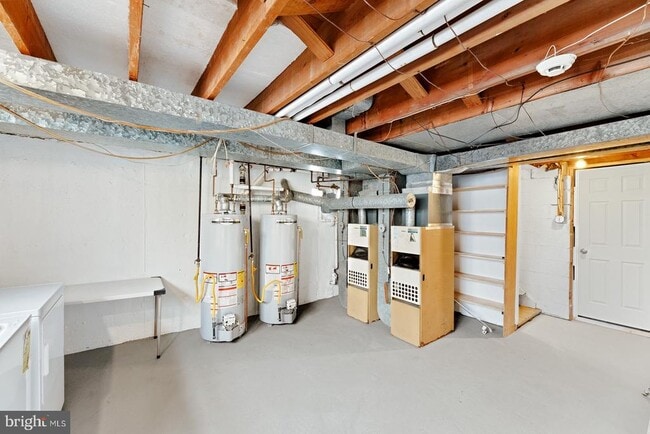 Building Photo - 12450 Knights Rd