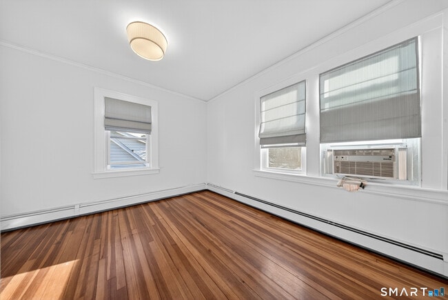 Building Photo - 30 Noble St