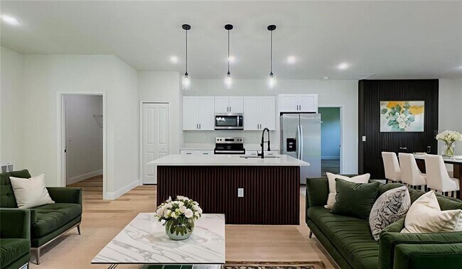 Building Photo - 3063 SW 168th Loop