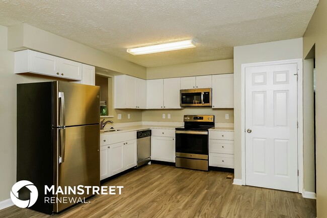 Building Photo - 6815 Turnberry Way