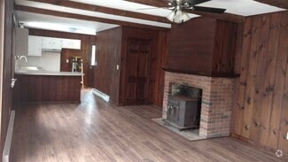 Building Photo - 631 Litchfield Tpke