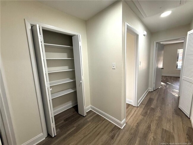 Building Photo - 6722 Irongate Dr