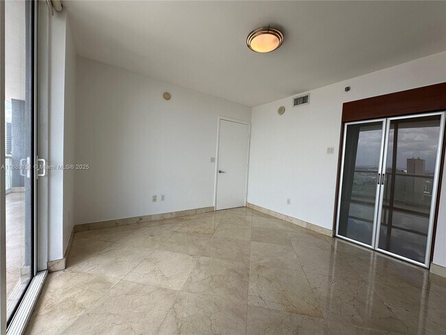 Building Photo - 50 Biscayne Blvd