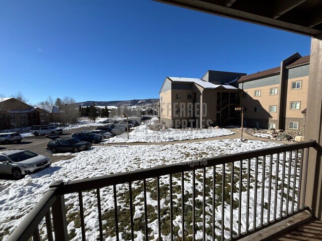 Building Photo - 1555 Shadow Run Ct